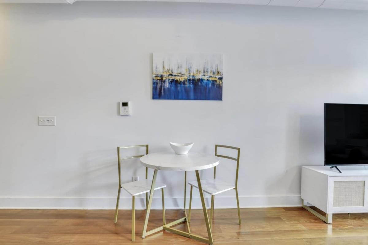 Lush Savannah Loft - Near Plant Riverside District Εξωτερικό φωτογραφία